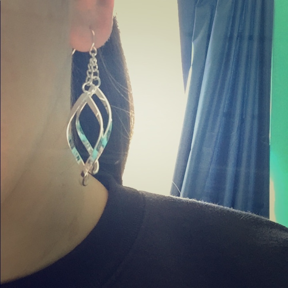 Dangly earring